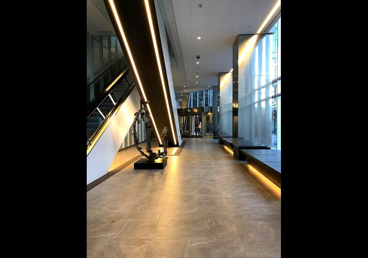 Spectacular Skyline Views - Downtown Montreal - Luxury Condo & Penthouse Exterior foto